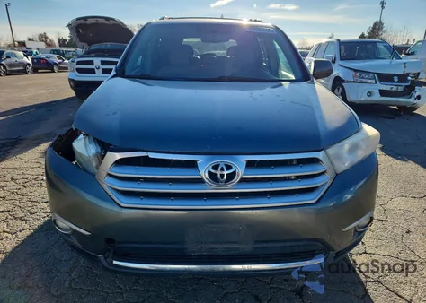 2012 Toyota Highlander Base z USA, uszkodzony, nr VIN 5TDBK3EH2CS099554